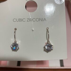 NWT- Forever 21- rise and shine- round drop earrings - clear/silver